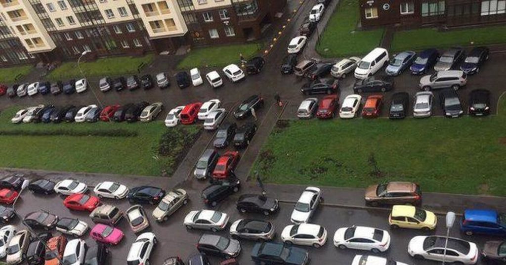Шотландские лорды озабочены проблемой парковок в Подмосковье